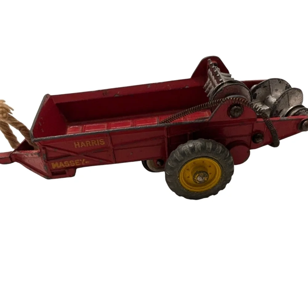 DINKY TOYS Vintage Manure Spreader Massey-Harris Diecast Miniature Matchbox Red